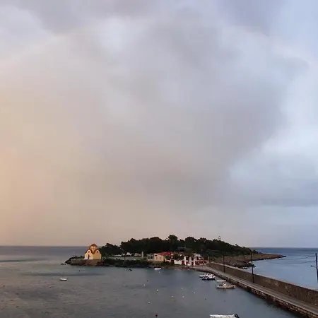 L' Atoll D' Helene *