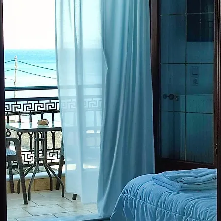 L' Atoll D' Helene Apartment Gythio