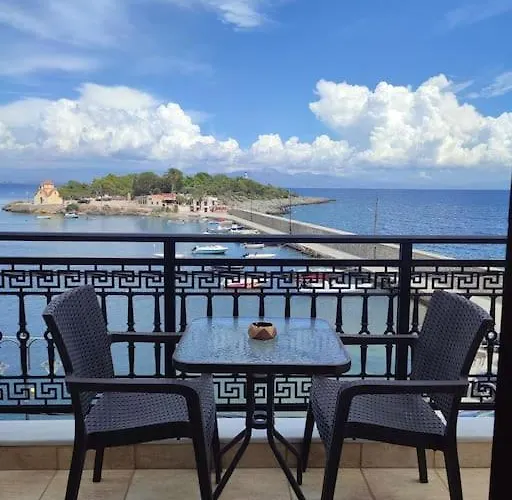 L' Atoll D' Helene Apartmán *