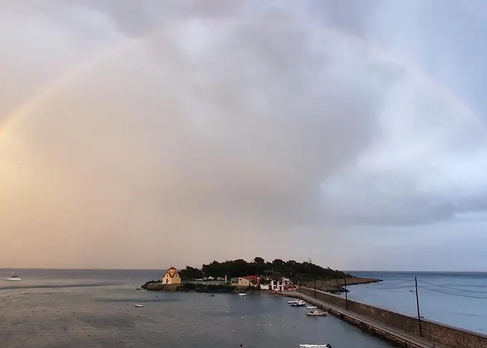 L' Atoll D' Helene *